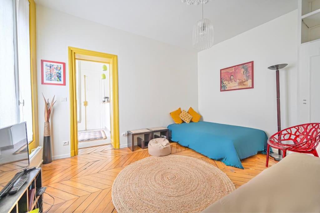 Radiant Flat - Spacious Studio Apartment - Marais Paris Exterior photo